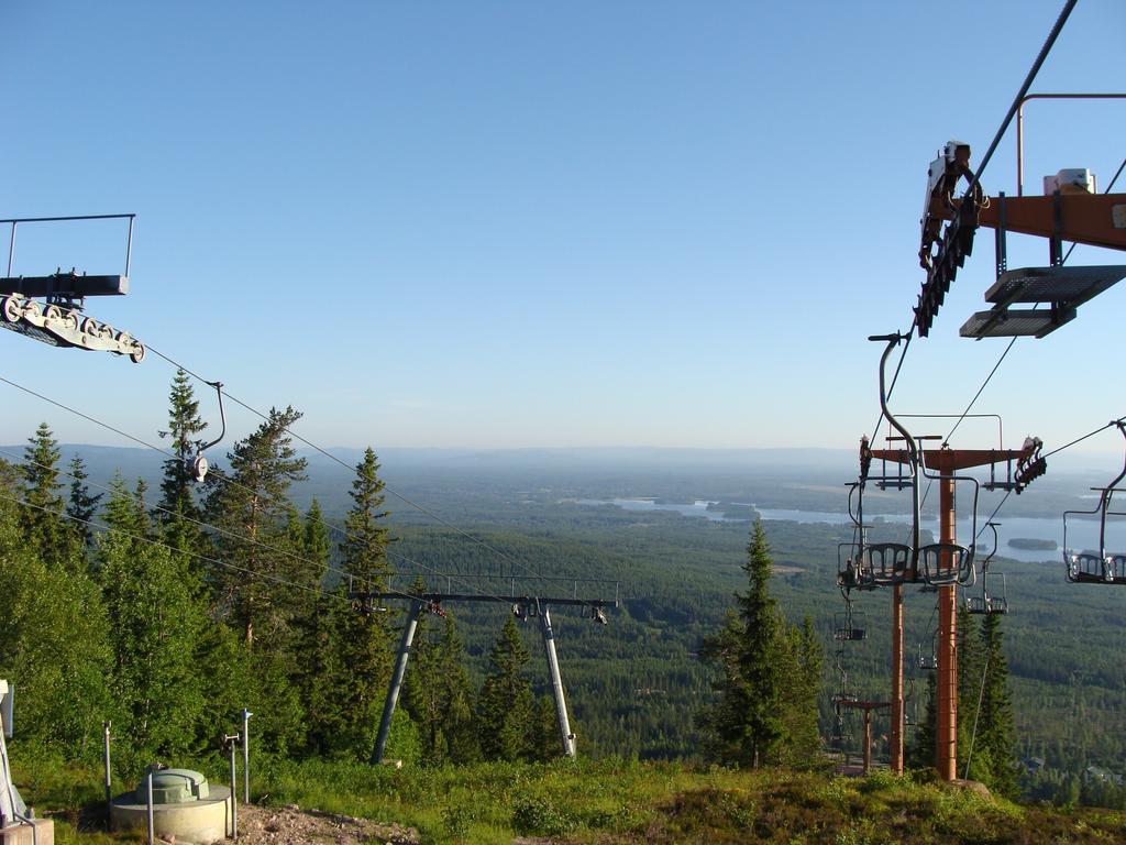 Tomtelandstugan Mora Bagian luar foto