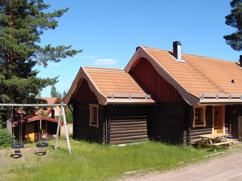 Tomtelandstugan Mora Bagian luar foto