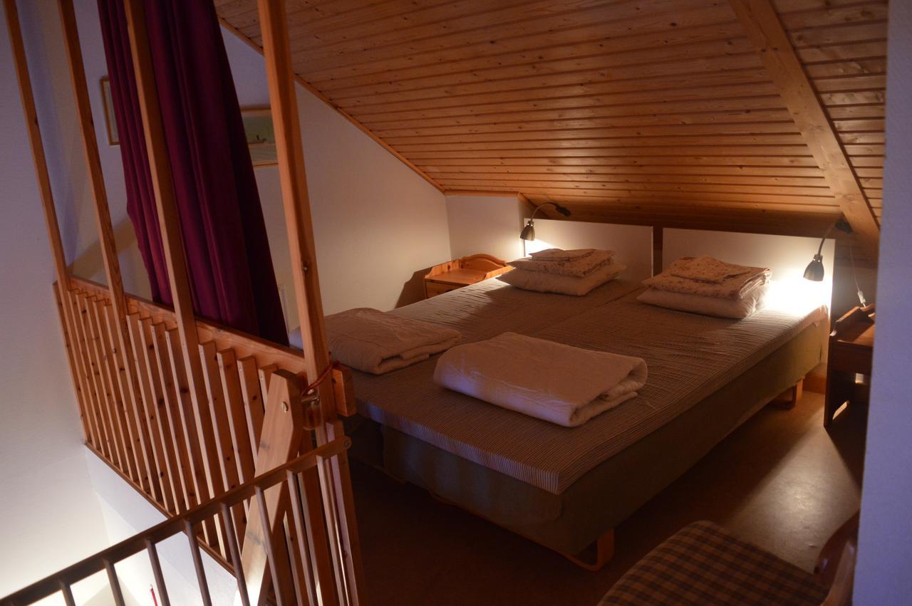 Tomtelandstugan Mora Bagian luar foto